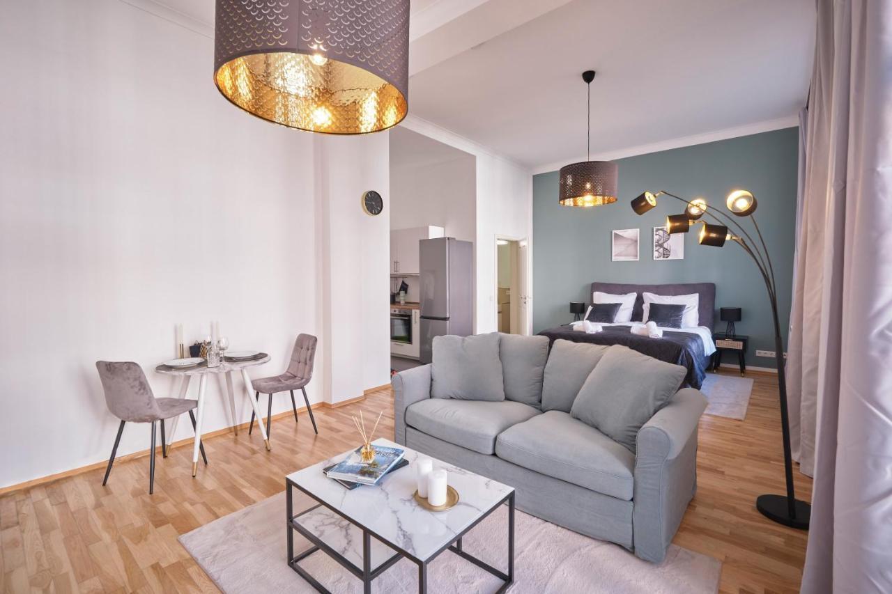 Historisches Deluxe Apartment Im Marianum 노이스 외부 사진
