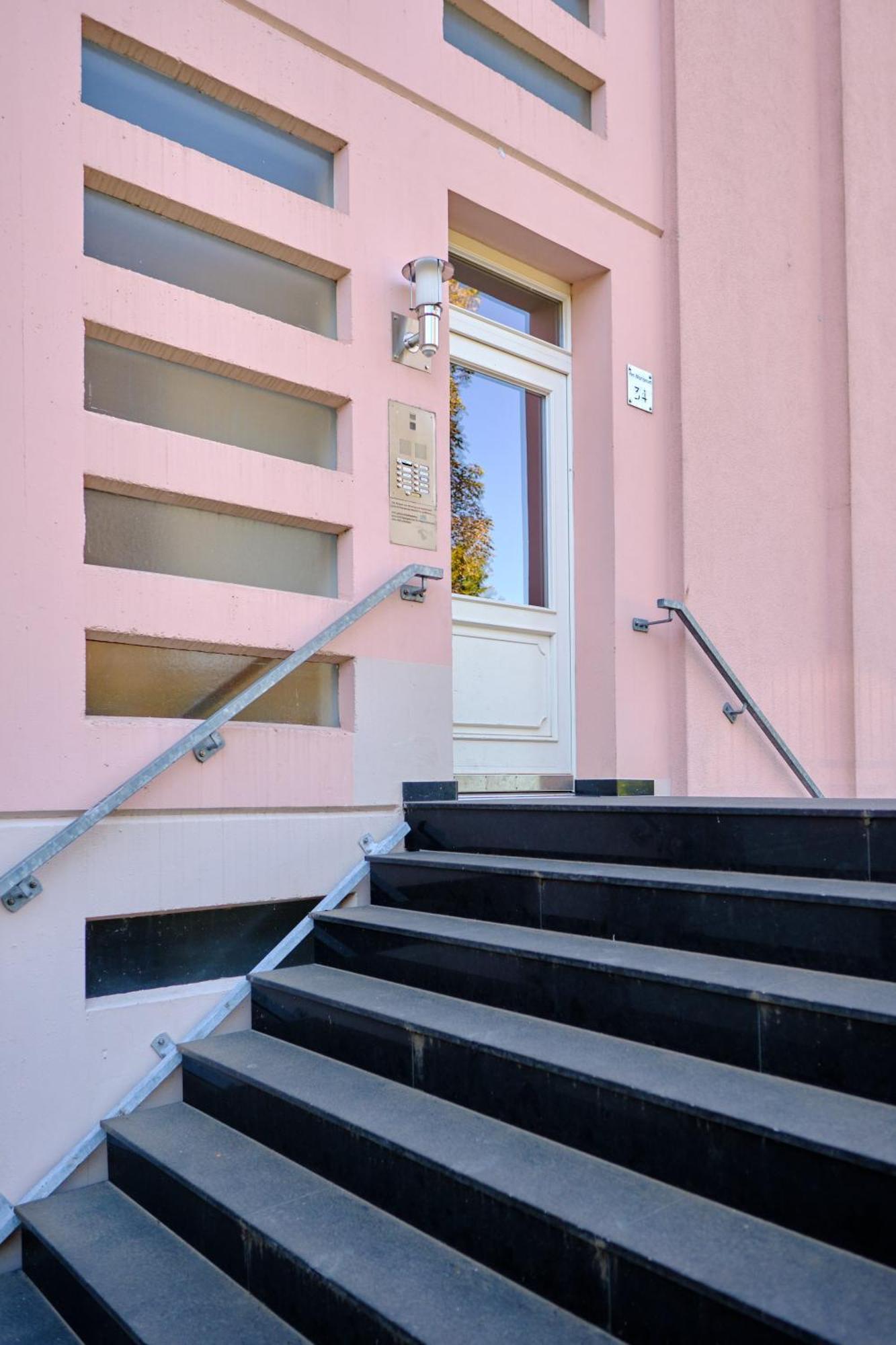 Historisches Deluxe Apartment Im Marianum 노이스 객실 사진